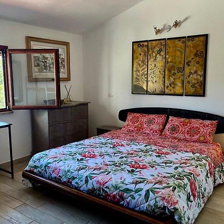 Villa Vittoria Solanas  Dış mekan fotoğraf