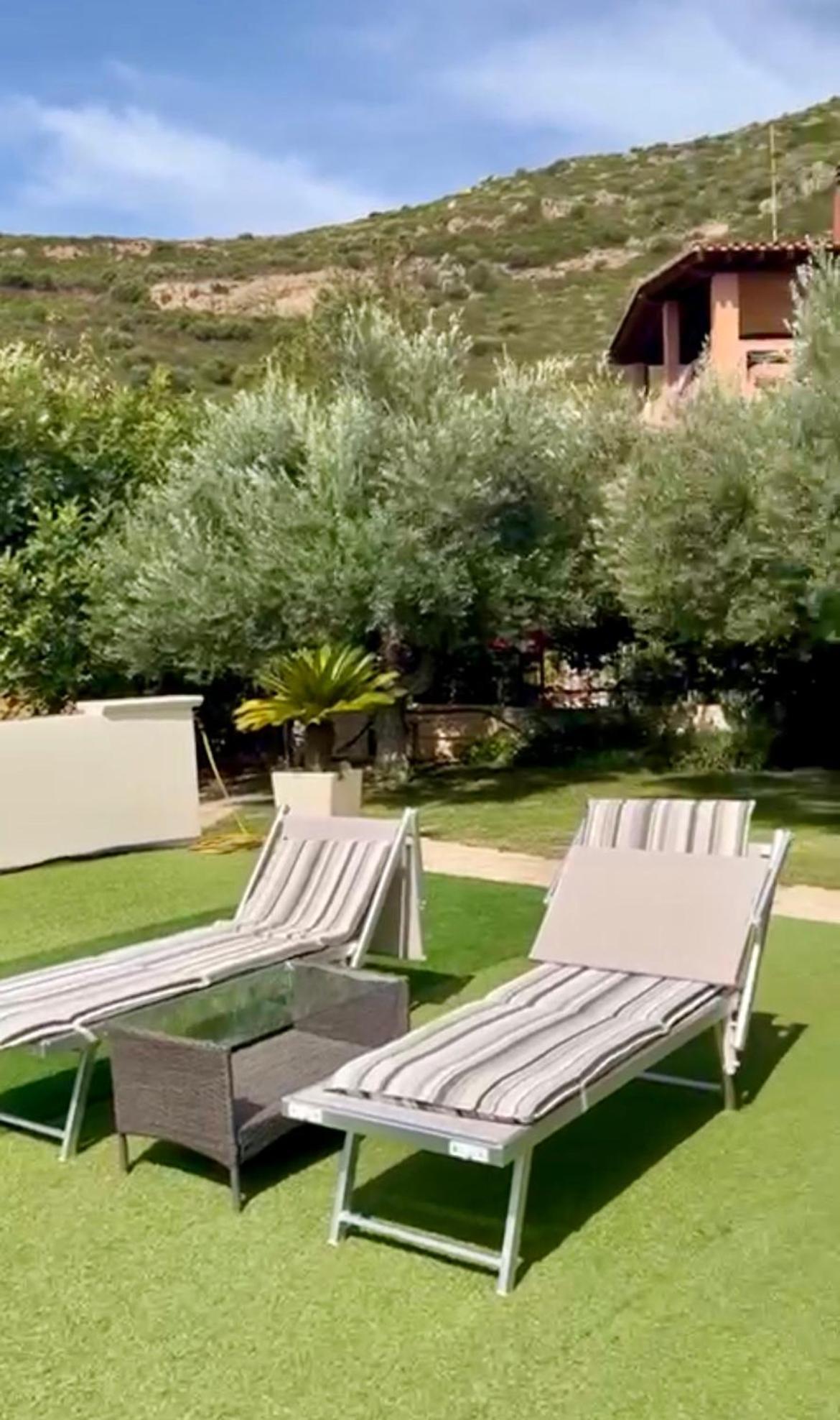 Villa Vittoria Solanas  Dış mekan fotoğraf